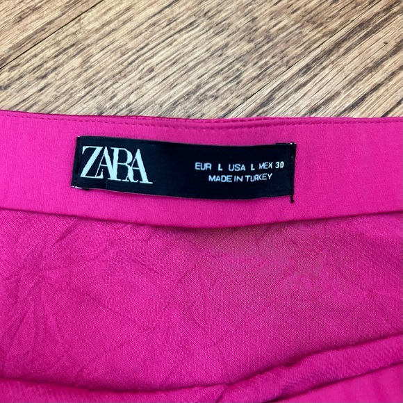 ZARA Crinkle Pink Mini A Line Skirt Blogger Fav Size L - Picture 8 of 14